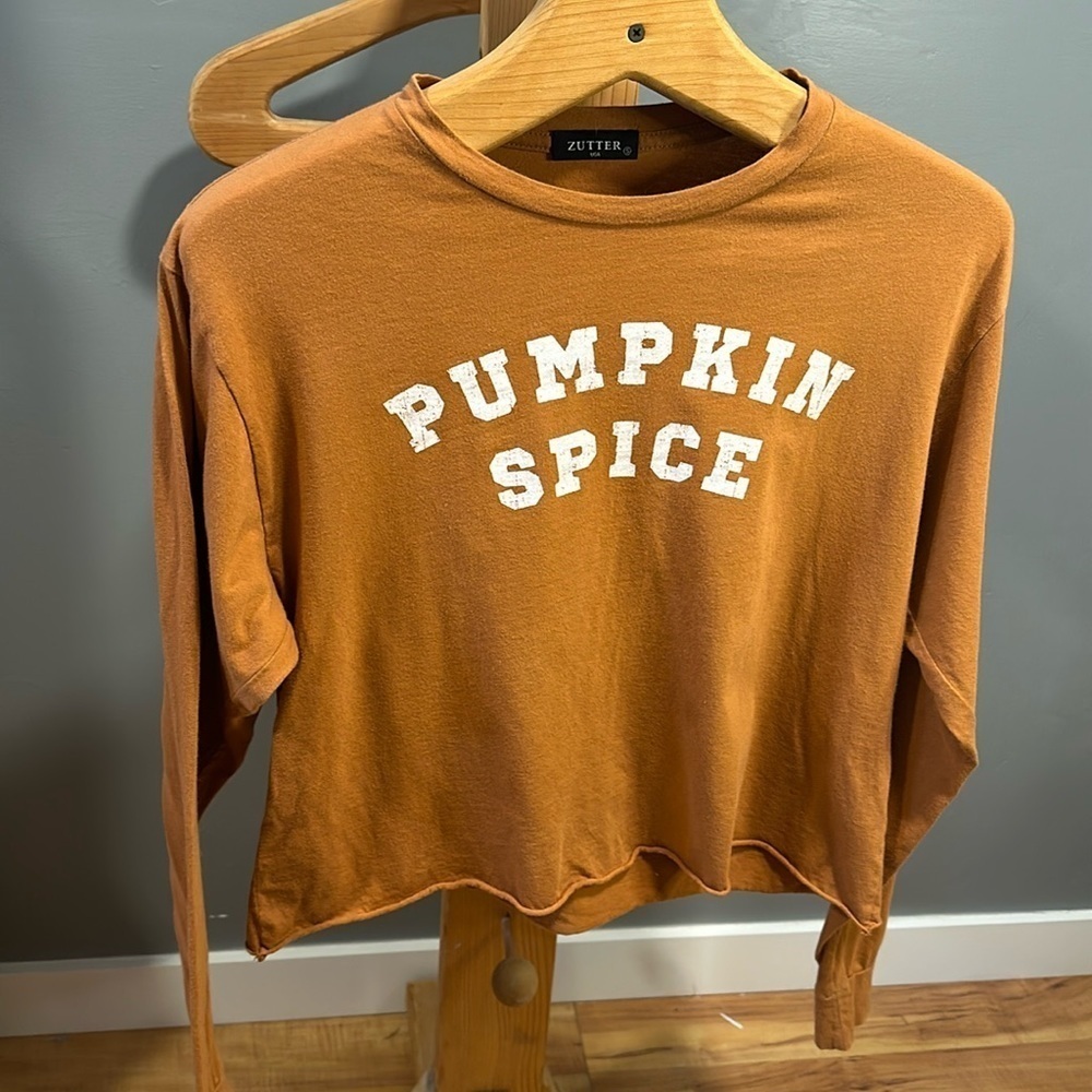 🔥Zutter Pumpkin spice long sleeve TShirt size small